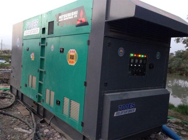 浙江湖州發(fā)電機出租租賃工地租用進口三菱800KW靜音發(fā)電機組施工 浙江湖州發(fā)電機出租租賃工地租用進口三菱800KW靜音發(fā)電機組施工