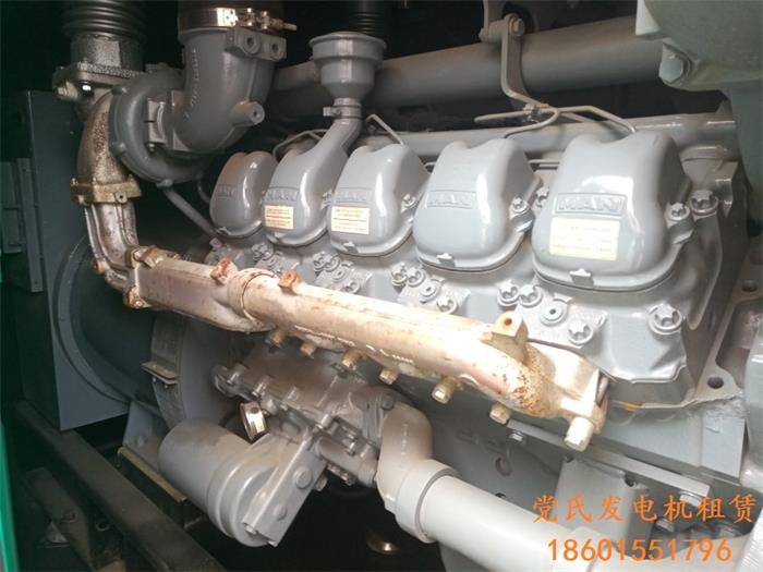 池州石臺發(fā)電機出租租賃靜音德國曼500kw柴油發(fā)電機組