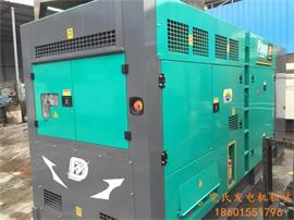 常州發(fā)電機出租租賃靜音康明斯300kw柴油發(fā)電機組租賃