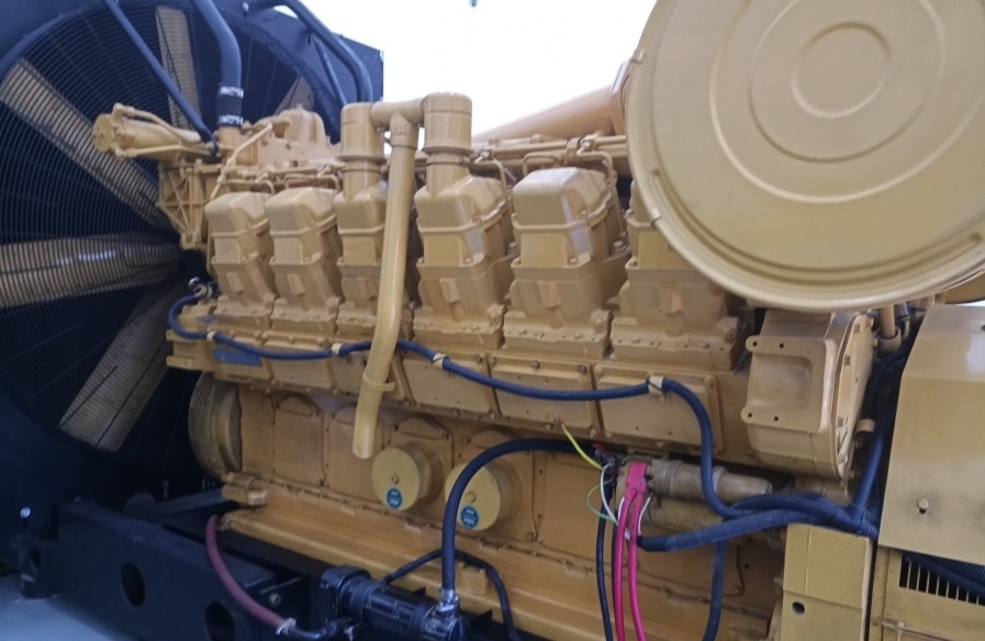 蕪湖大型卡特彼勒1000KW發(fā)電機出租