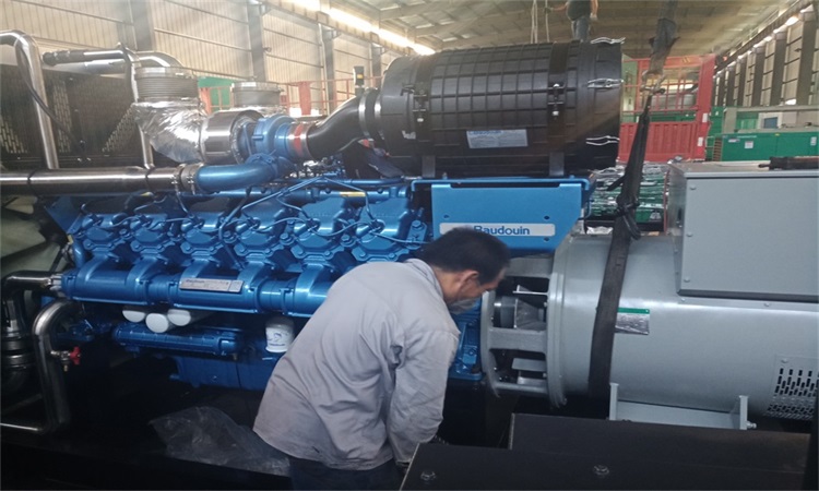 冬季發(fā)電機(jī)使用禁忌：防凍措施與啟動(dòng)注意事項(xiàng)