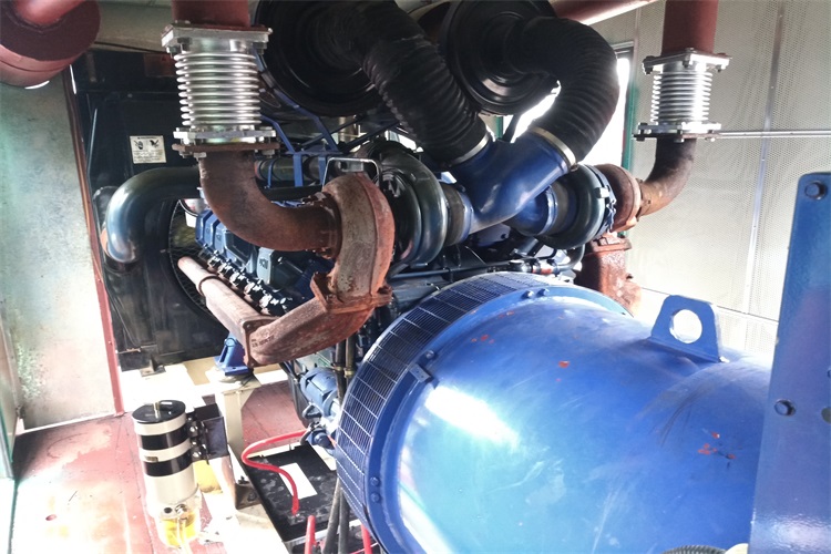 揚(yáng)州發(fā)電機(jī)出租公司哪家強(qiáng)？眾鑫200臺(tái)機(jī)組隨時(shí)待命解您燃眉之急