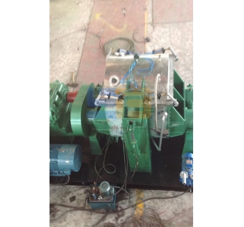Glass glue mixer